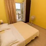 Mila Apartment *